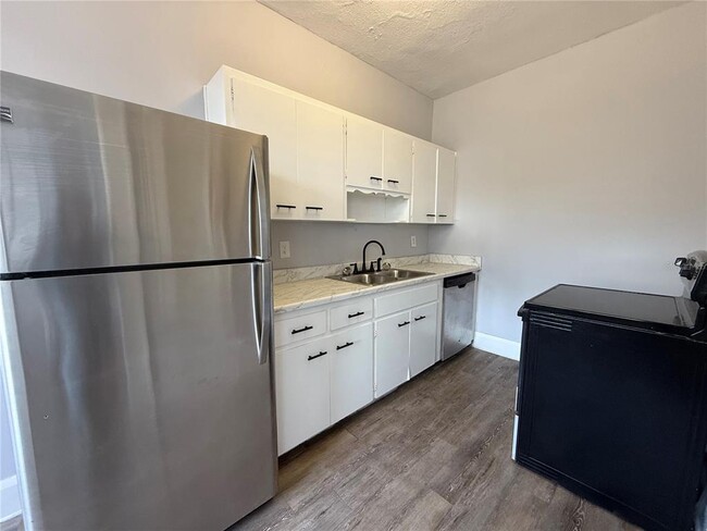 Photo - 730 W Central Ave Unit 7