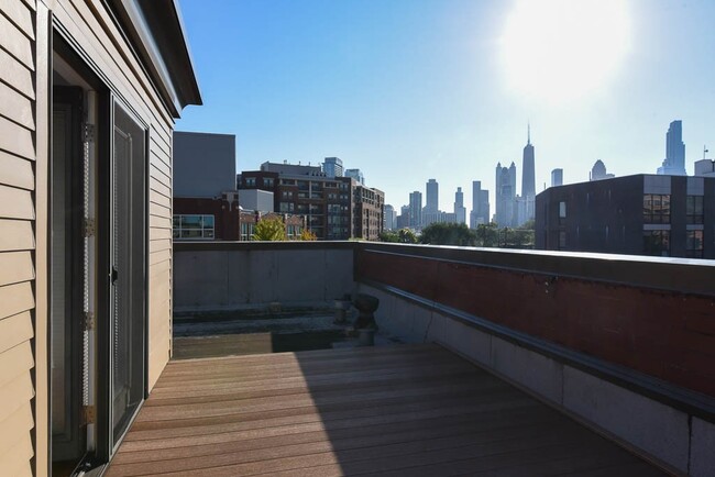 Photo - 1010 N Crosby St Unit J00P