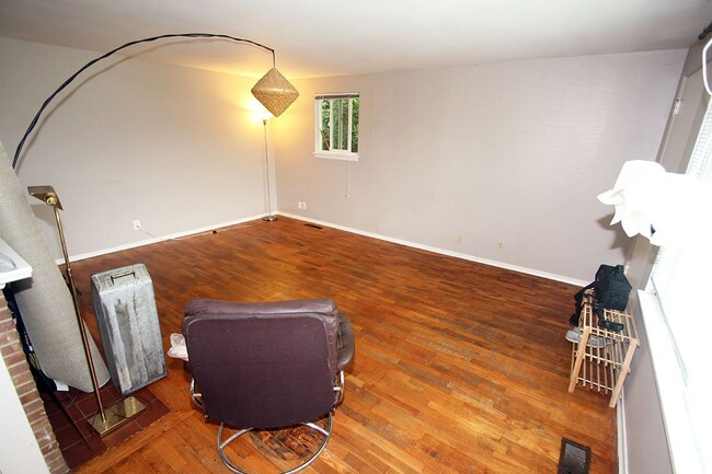Photo - CHARMING 2 BED WEDGWOOD HOME W WOOD FLOORS, LARGE SHED, & LARGE LOT!