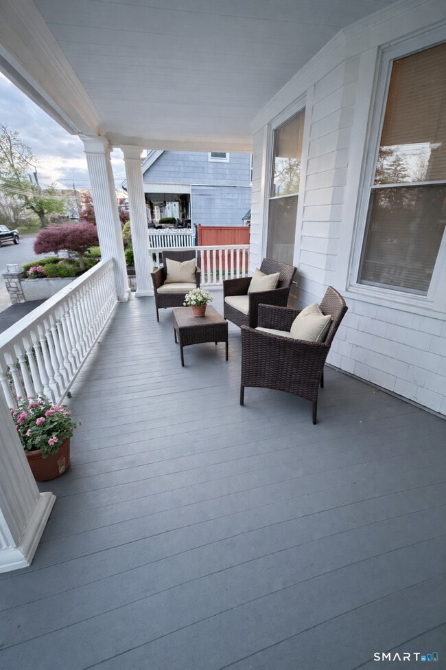 Photo - 93-95-95 Alpine St