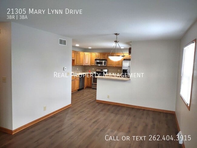 Photo - 21305 Mary Lynn Dr