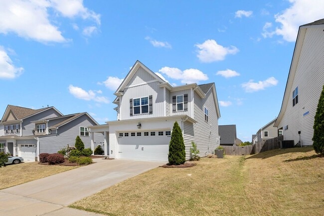 Photo - 4 Bedroom Home Close to Downtown Wake Forest. Fenced Yard!