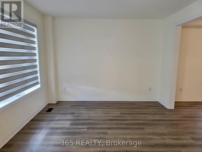 Photo - 223 Warden St