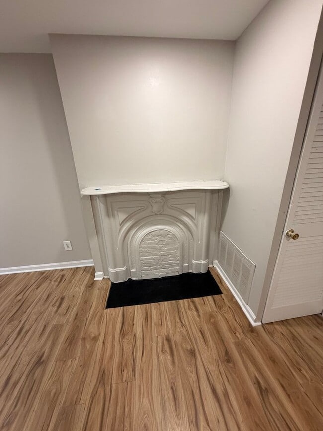 Photo - Gorgeous Updated 3 bedroom house!