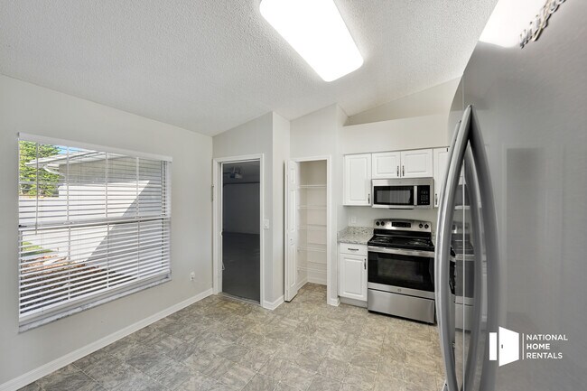 Photo - 10605 Lake Ralph Dr