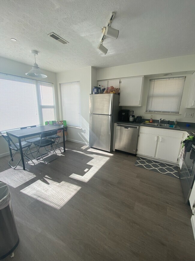 Sycamore Place Apartments Athens, OH