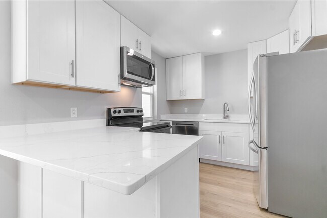 Photo - 2414 Commercial Ave Unidad 2414