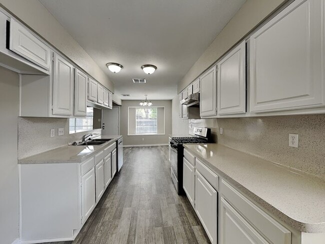 Photo - 2307 Romayor Ct