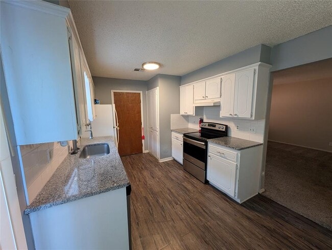 Photo - 122 Crystal Cir