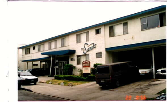 Sands Apartments - Sands Apartments