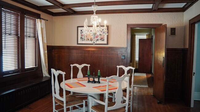 Photo - 416 6th Ave W Casa