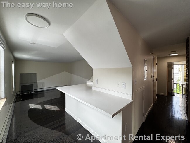 3 Jefferson St Unit 2