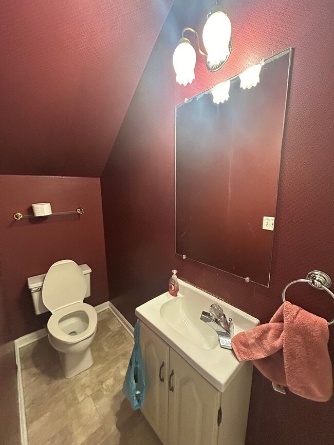 Photo - Chapel Hill /Hillsborough St Townhouse