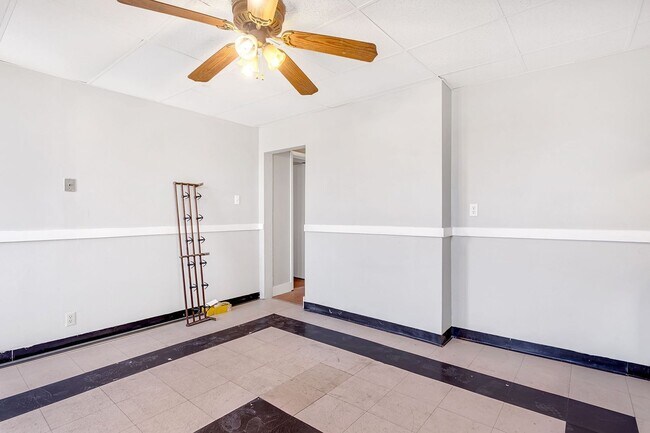 Photo - 3711 Orpwood St Unidad 2