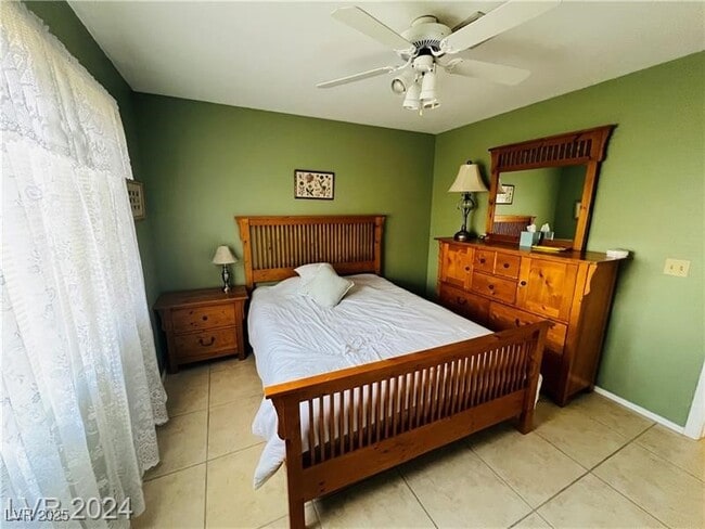 Building Photo - 8825 Stoney Point Dr Rental