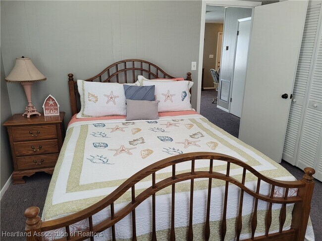 Photo - 370 E Interlake Blvd Unidad 5