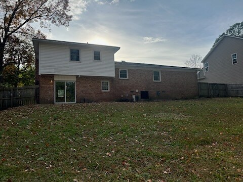 Photo - 1435 Marlborough Rd