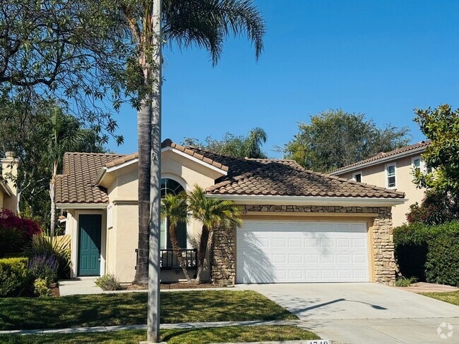 Building Photo - Charming Mission Oaks Retreat – Your Dream... Rental