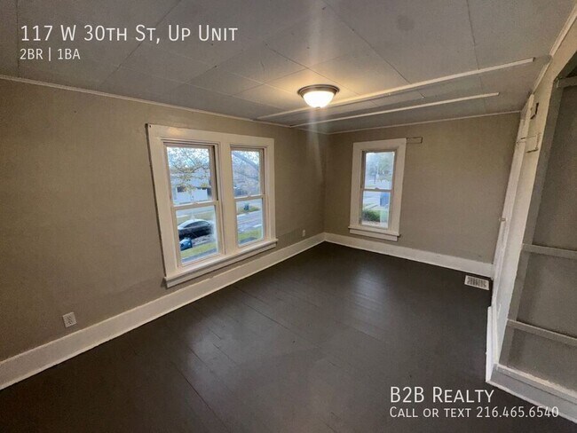 Photo - 117 W 30th St