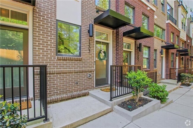 Building Photo - 230 New St Rental