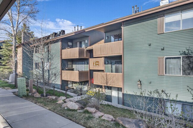 POWDERWOOD 1 BEDROOM - $300 OFF FIRST MONT... - POWDERWOOD 1 BEDROOM - $300 OFF FIRST MONT... Casa
