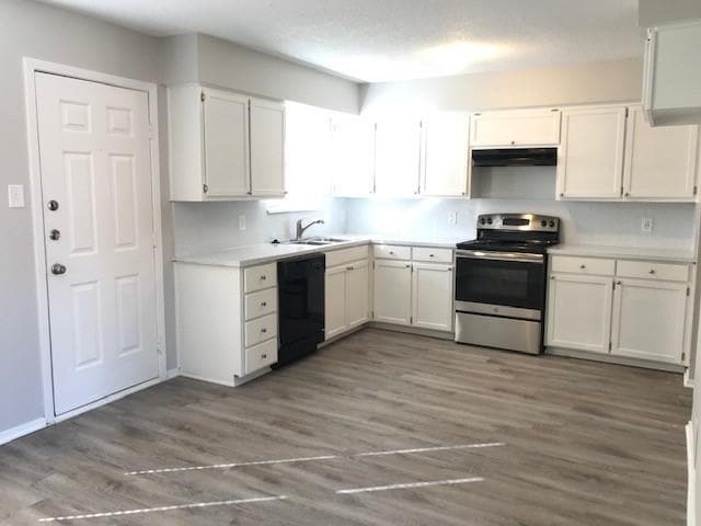 Photo - 408 Signal Hill Ct N