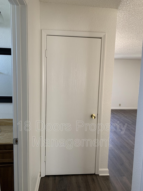 Photo - 840 Grand Ave