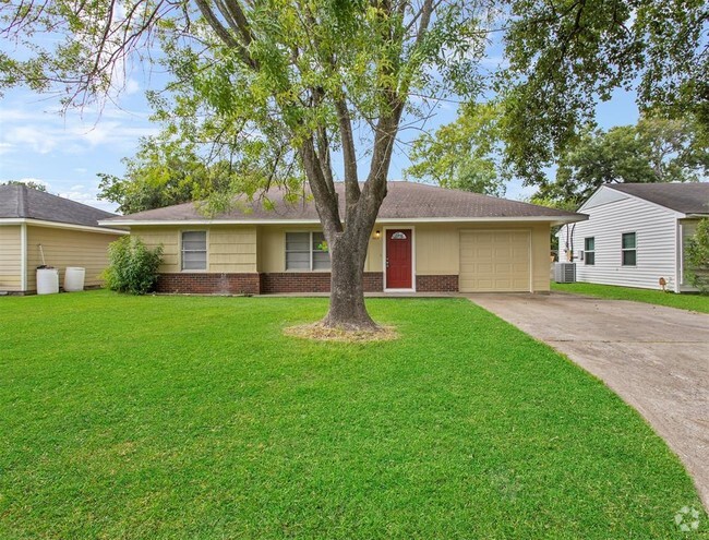 Building Photo - 1605 Pugh Dr Rental