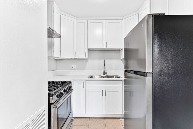 Photo - 1826 Cerritos Ave Unit A