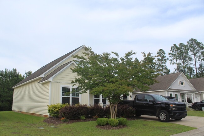 Photo - 111 Glasgow Dr