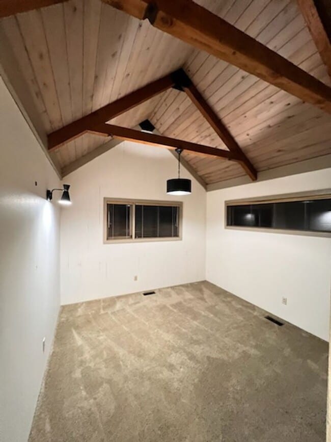 Photo - Nice home near Wollochet Bay Unit A