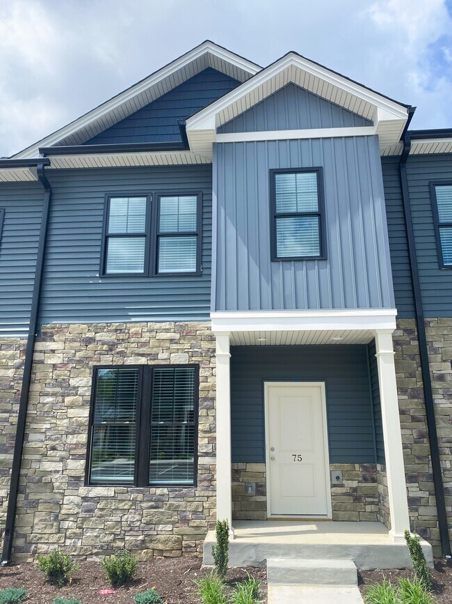 Photo - 71 High St Townhome