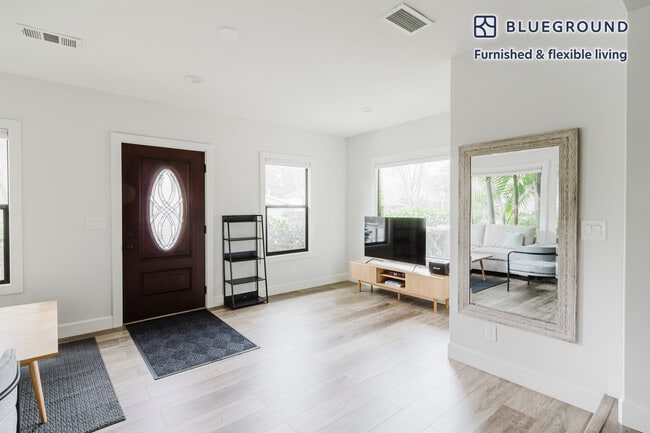 Photo - 251 Middlefield Rd Unit FL0-ID1793