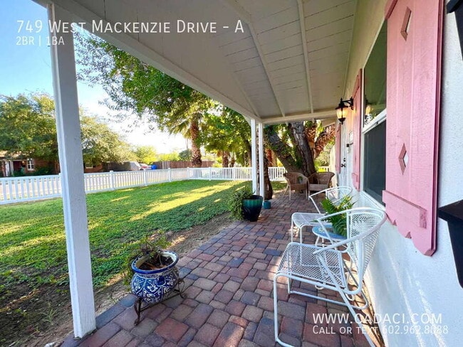 Photo - 749 W MacKenzie Dr