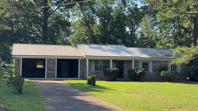 Building Photo - 2245 Mobile Rd