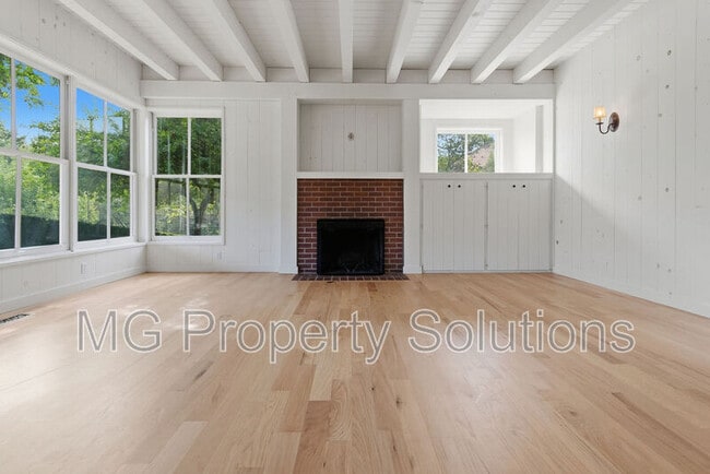5151 Nicasio Valley Rd