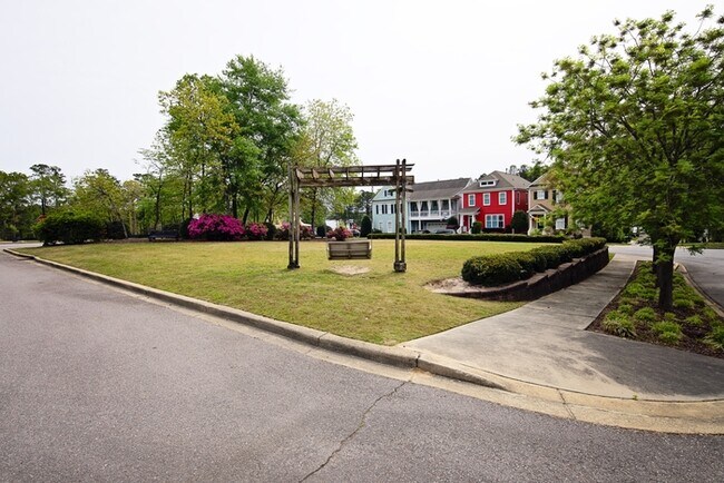 Photo - 856 Harborside Ln