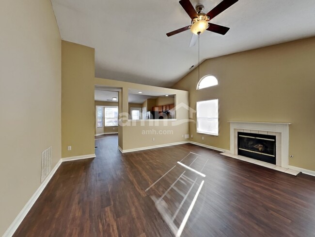 Photo - 1137 Thornwood Dr