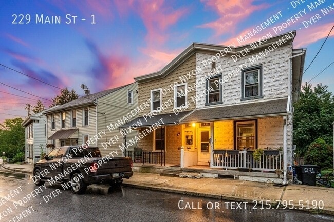 Photo - 229 S Main St Unidad 1