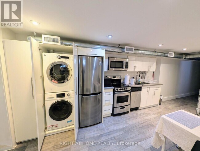 Photo - 189 Sheridan Ave Unit 5