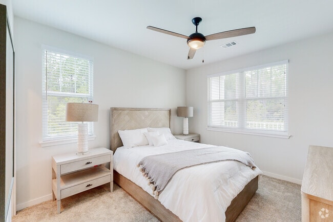 2BD 2BA 1,071SF
