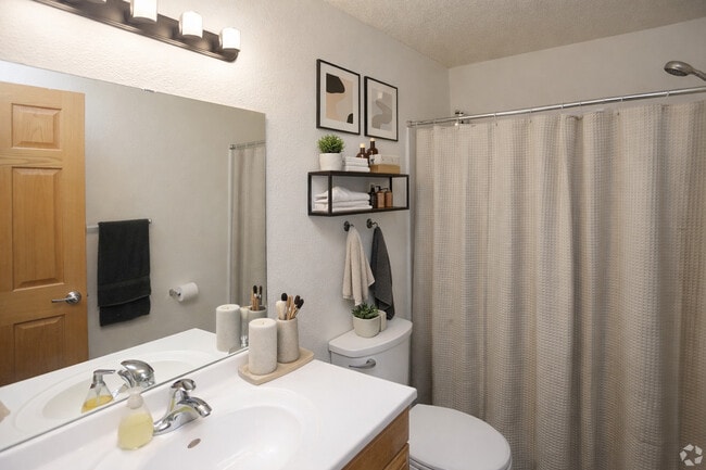 GLEN PLACE APARTMENTS