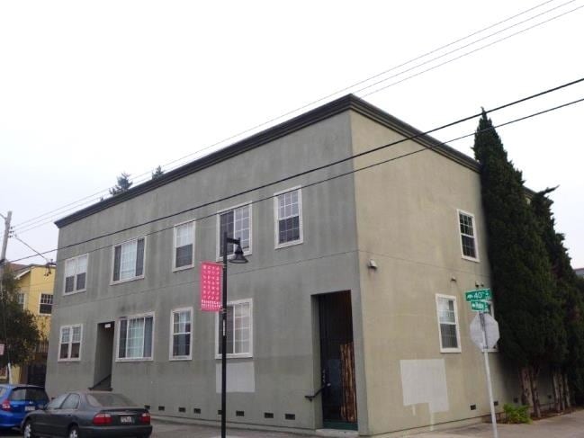 Building Photo - 445 40th St Unit 2 Rental