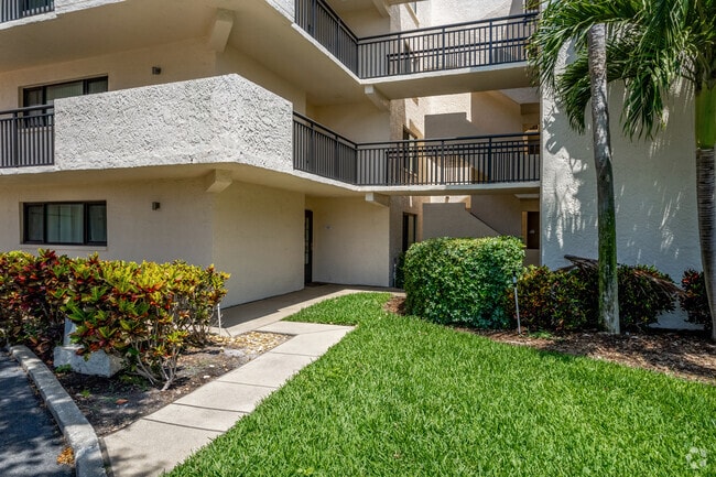 Entrance - La Puerta Del Sol