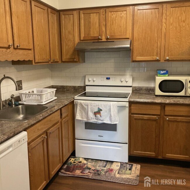 Photo - 1306 Sayre Dr