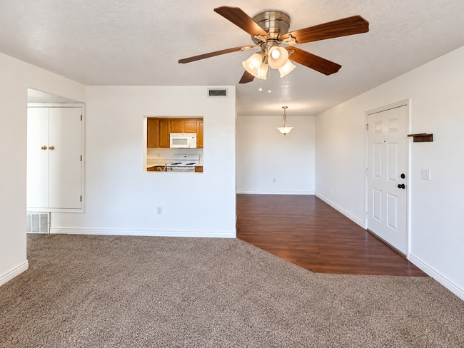1433 3680 East - 1