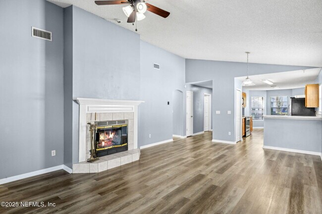 Photo - 8047 Beaver Creek Dr