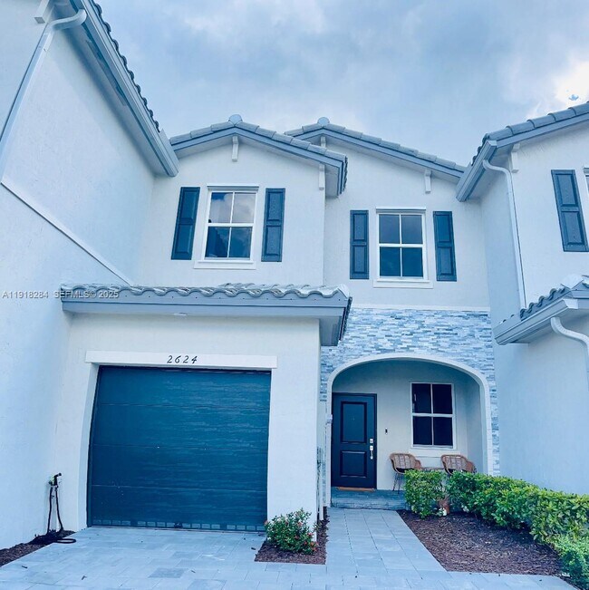 Photo - 2624 SE 11th Ct