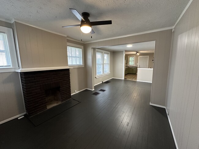 Photo - 424 Cherry St