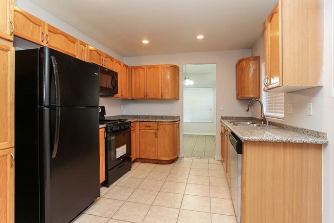 Photo - 7712 Sparrowgate Ave